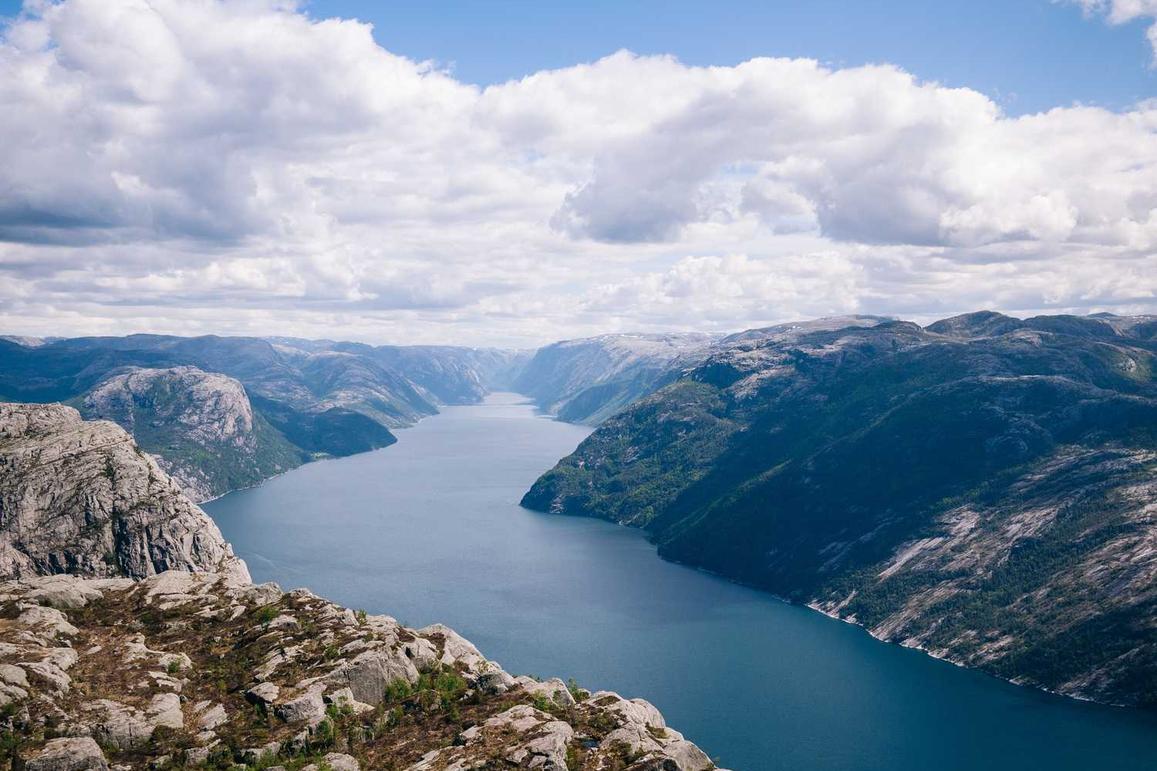 Sed enim architecto dolores similique ratione ad